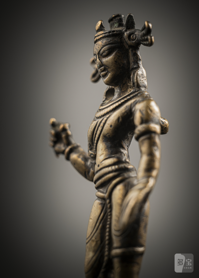 A bronze figure of a standing Bodhisattva - 图4